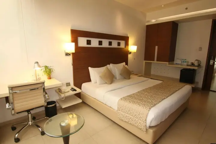 Hotel Suncity Premiere, SEEPZ, Andheri East, Mumbai — фото 6