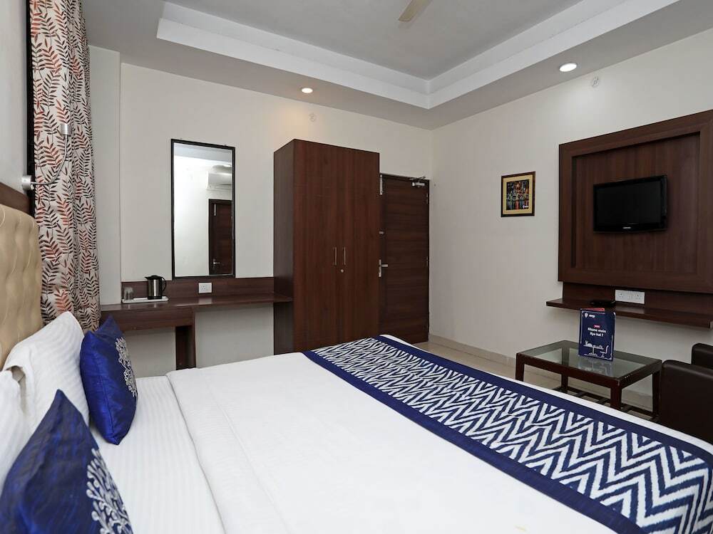 Лакхнау: OYO Rooms Vikrant Khand