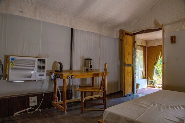 Панна: Greetoe Camp Panna