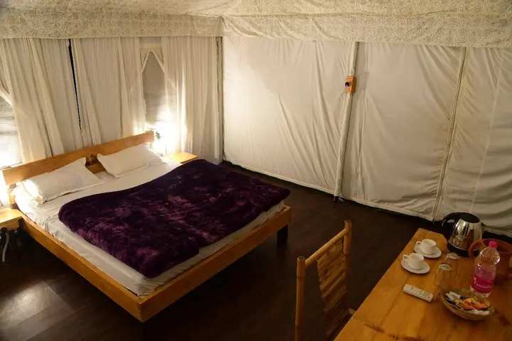 Панна: Greetoe Camp Panna
