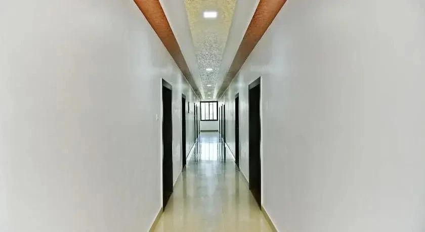 Луни: Hotel Rajputana Heights