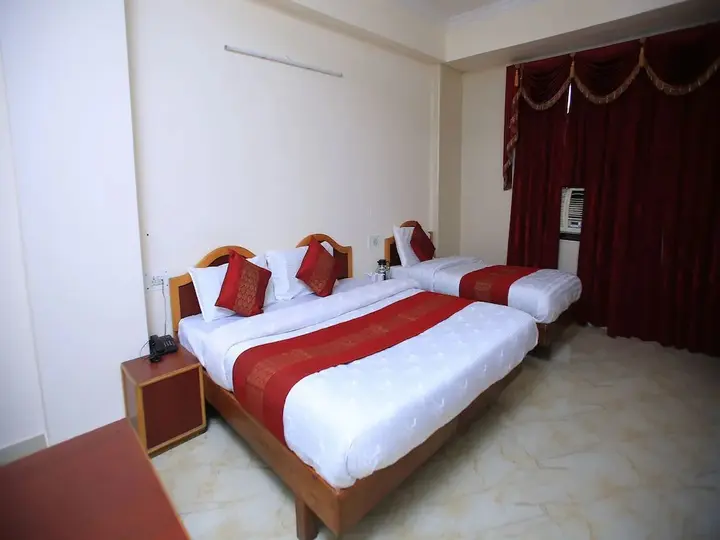 Катра: Oyo 13326 Gupta Palace