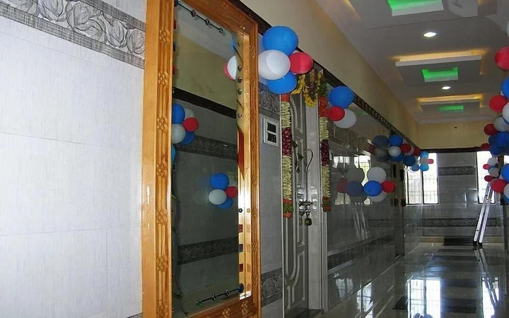 Тирупати: Pujitha Residency