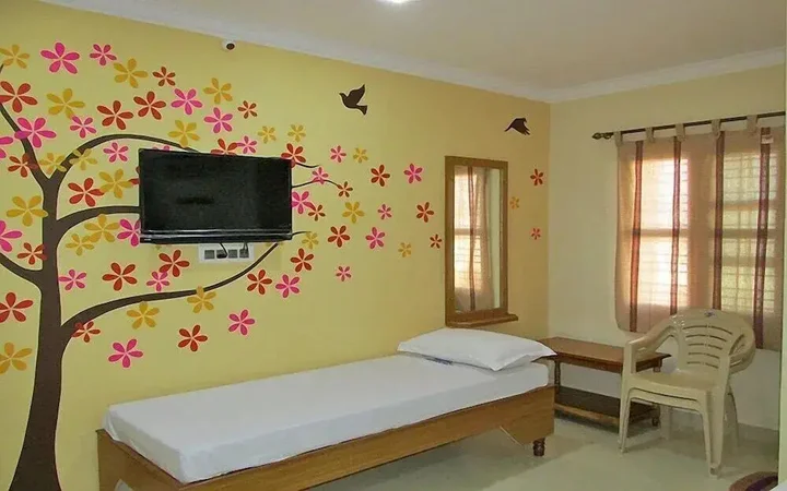 Тирупати: Pujitha Residency