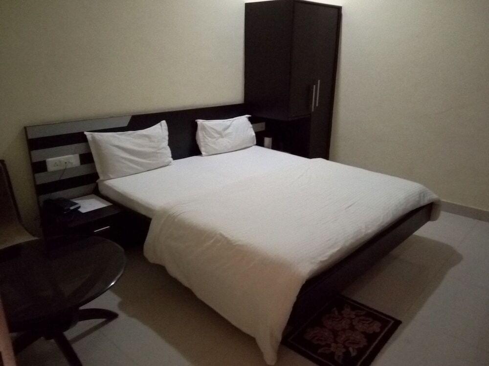 Рамгхат: Hotel Shree Jee
