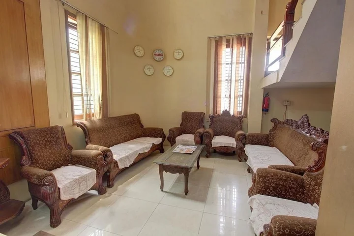 Бадами: Hotel Rajsangam International