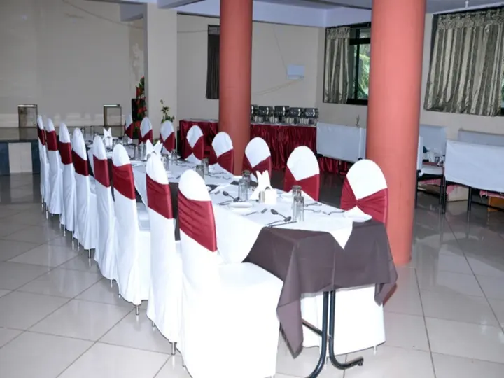 Бадами: Hotel Rajsangam International