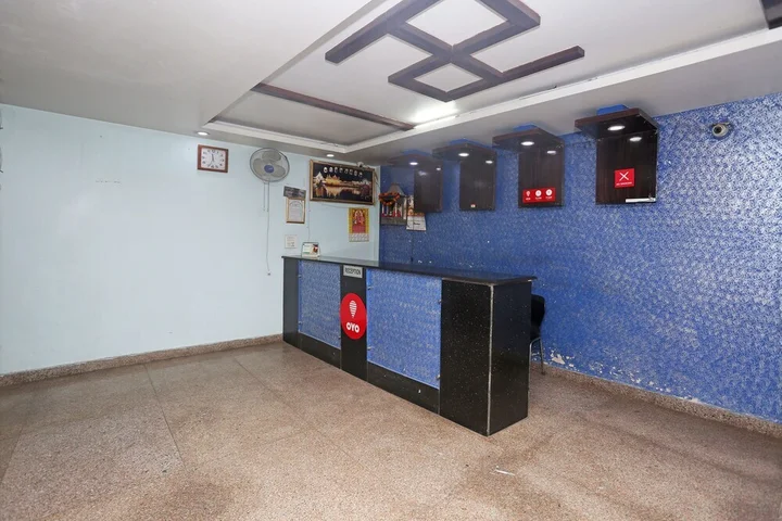 Нью-Дели: OYO 10048 Hotel Aditya Inn