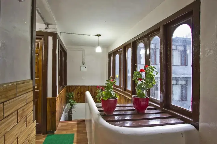 Манали: Hotel Vikrant Inn