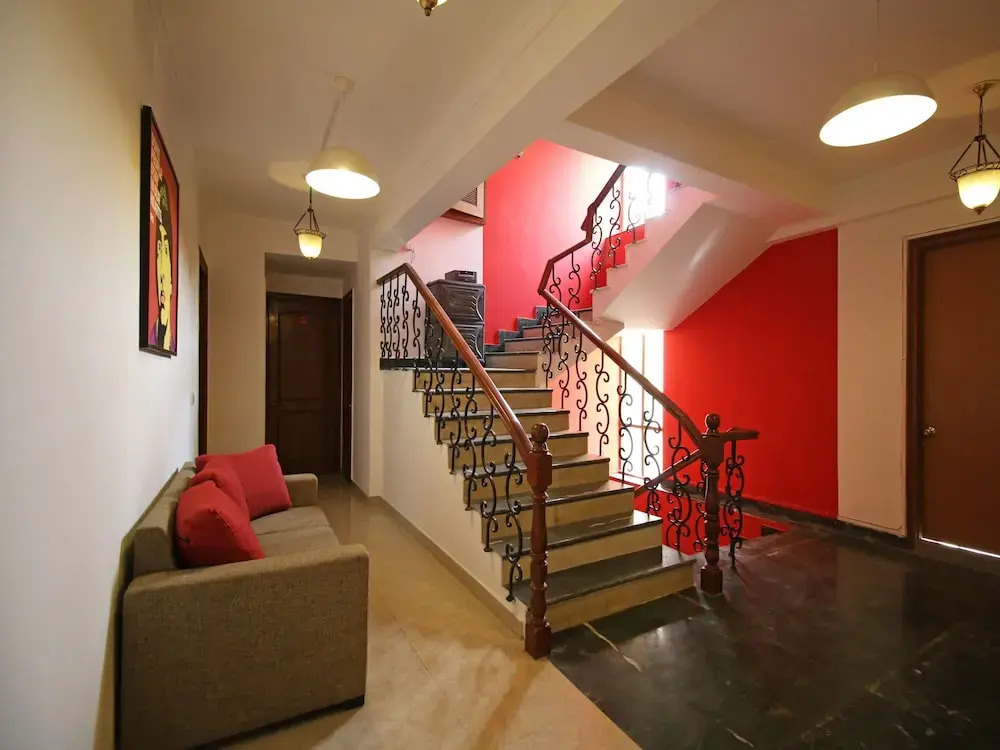 Гуруграм: OYO Flagship 533 Near Guru Dronacharya