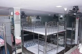 Мумбаи: Hotel Popular Palace