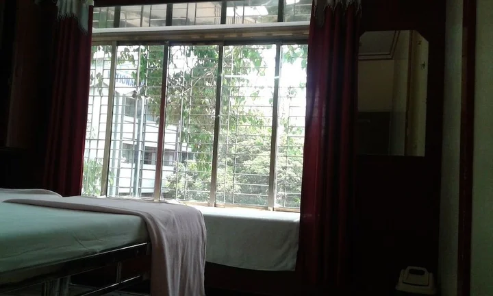 Мумбаи: Hotel Popular Palace