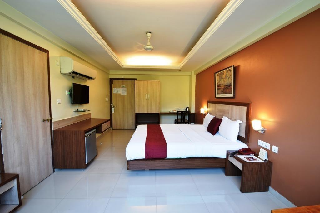 Колхапур: Hotel Pearl