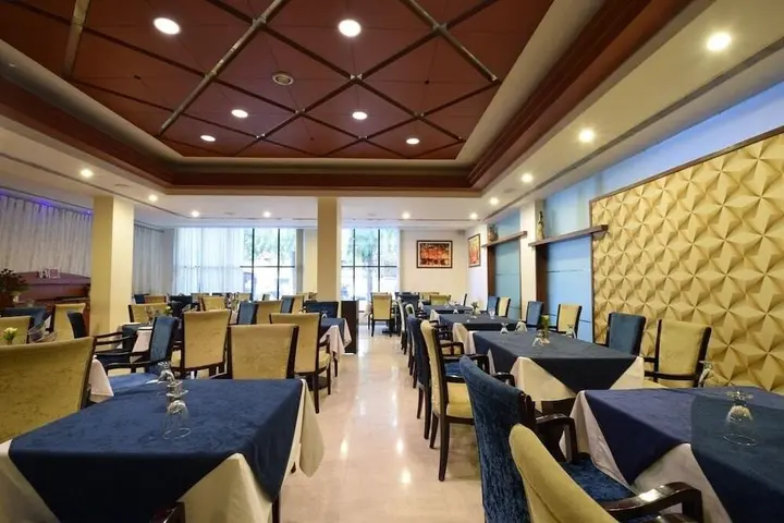 Колхапур: Hotel Pearl
