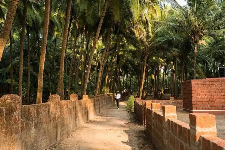 Гухагар: Mango Village Resort