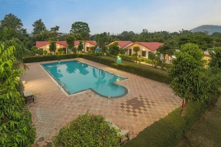 Наинитал: Corbett Holiday Forest Resort