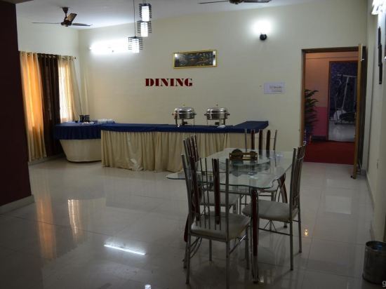 Патна: Dhanyaddhara Residency