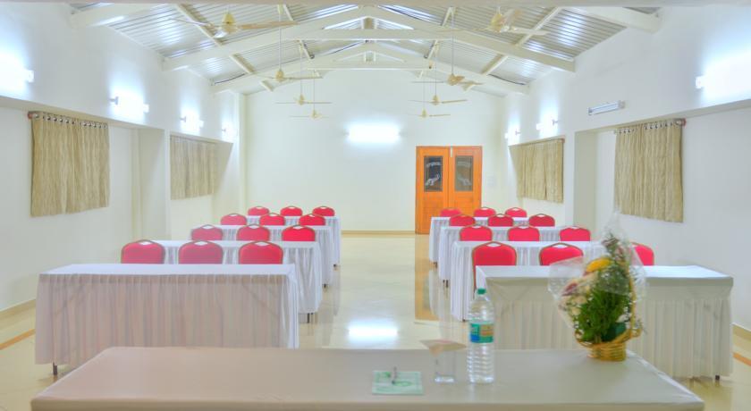 Майсур: Treebo Akshaya Palace Inn
