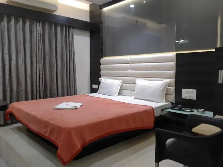 Дахану: Anand Resort