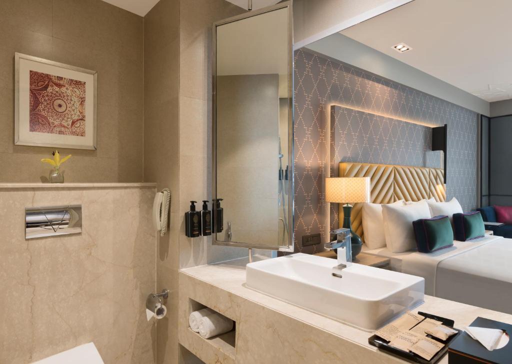 Агра: Grand Mercure Agra