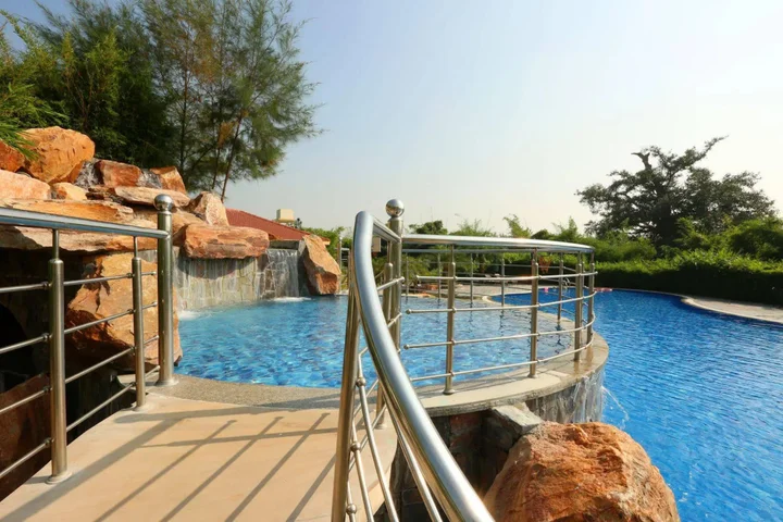 Наинитал: Resort De Coracao