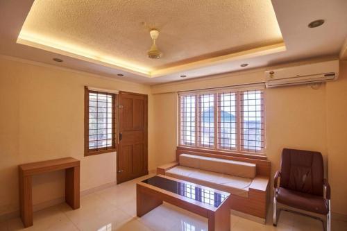 Кумили: Thekkady Woods