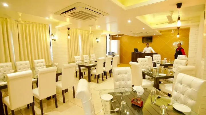 Нагпур: Hotel Amrta