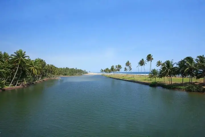 Варкала: Varkala Beach Resort