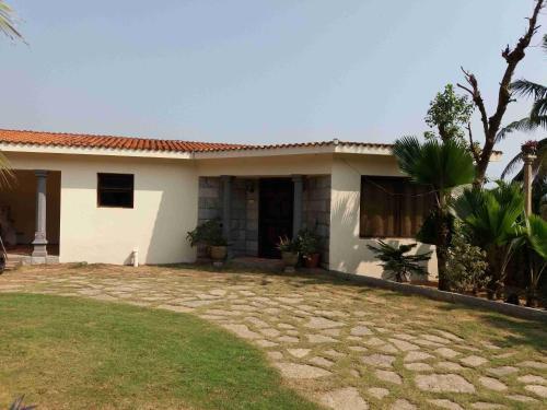 Ковелонг: Aarna Beach House