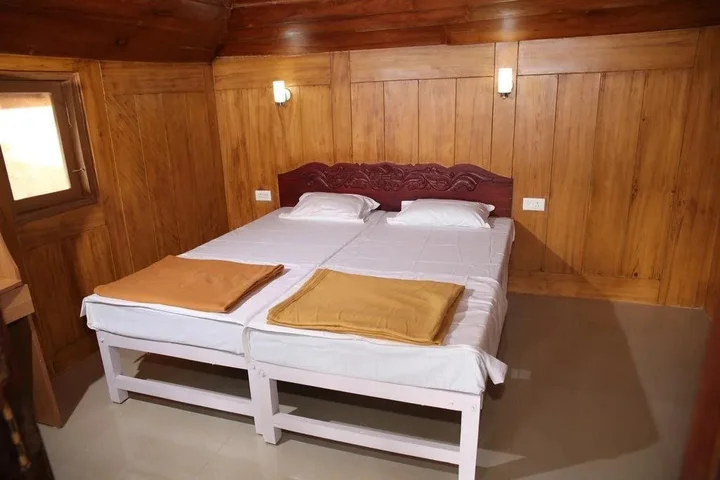 Куттикканам: Hillocks Plantation House