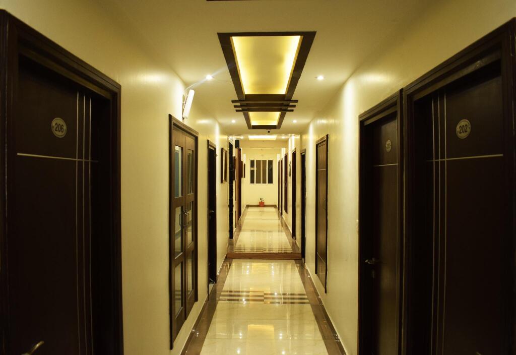 Ришикеш: Green View by Green Tree Hotels
