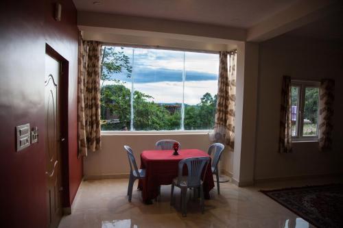Валпарай: Petra Family Guest House