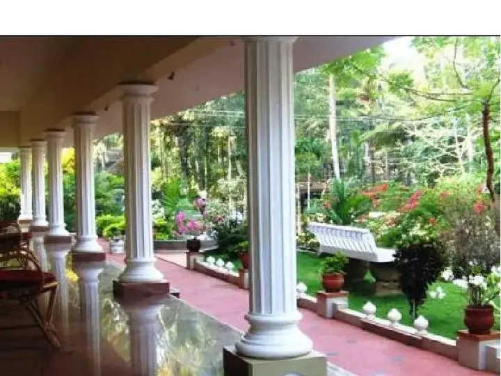 Варкала: Karthika Plaza Resort