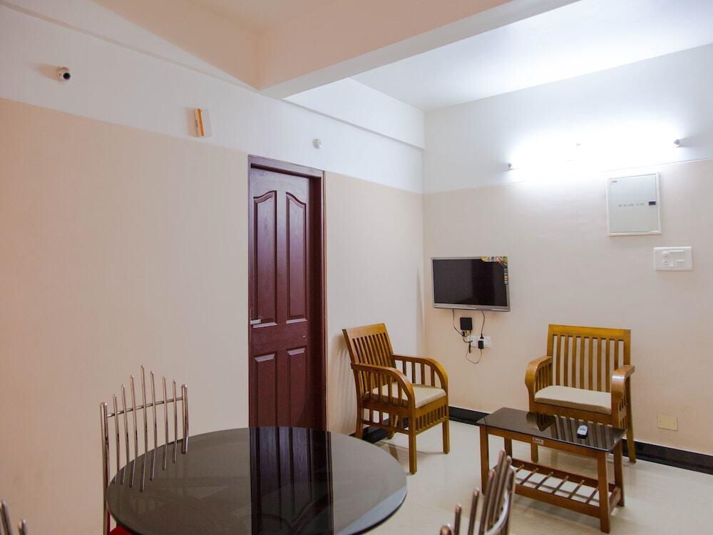 Тируванантапурам: OYO 5805 Uthradam Towers