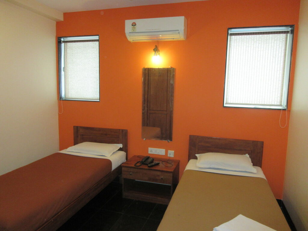 Hotel Q Deck Rooms — фото 3