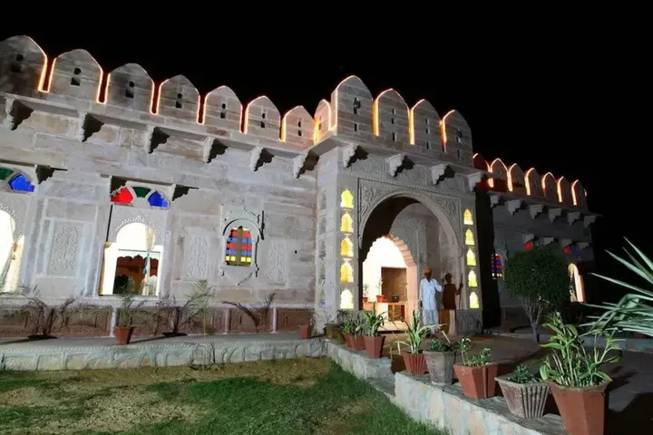 Пушкар: Sehdev Bagh
