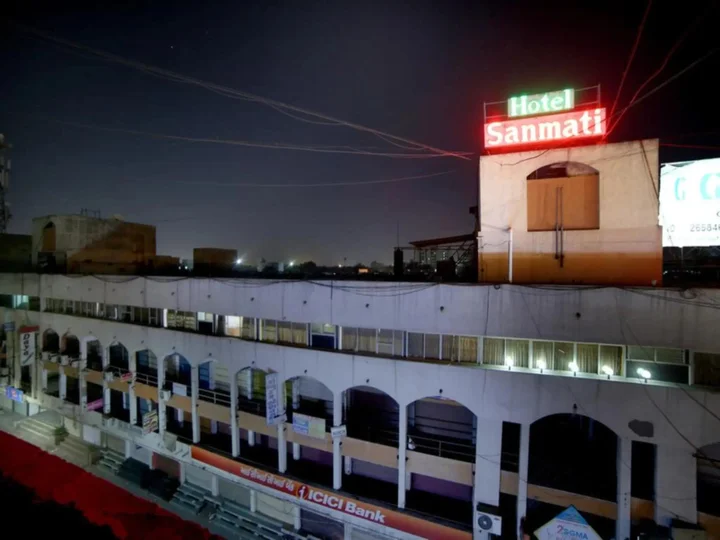 Ахмедабад: Hotel Sanmati