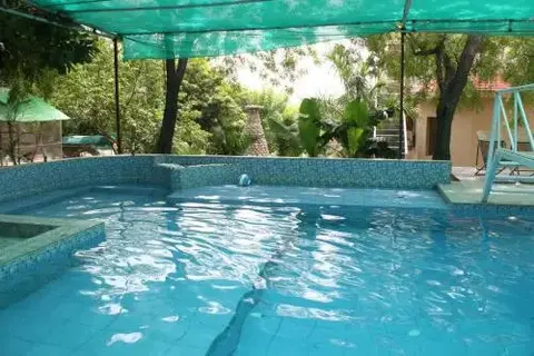 Амбала: Master Farm Resort