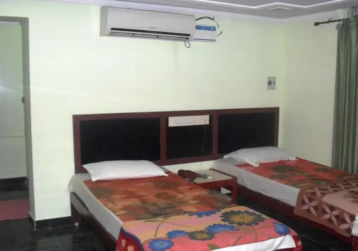 Тируваннамалай: Trishul Hotel