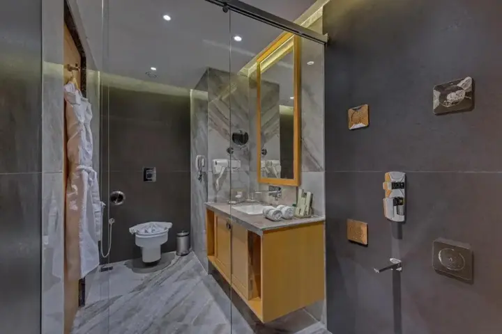Промышленная Зона Морби: The Fern Residency Morbi
