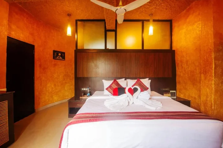 Кушалнагар: Coorg Jungle Camp Backwater Resort