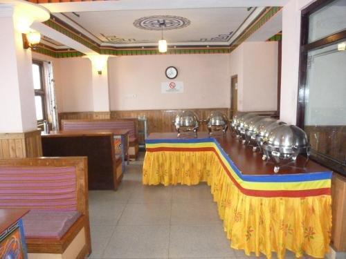 Гангток: Dragon Inn