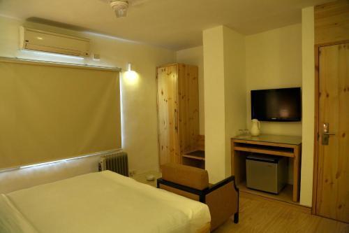 Дехрадун: Hotel President