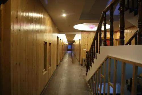 Манали: Manali Valley Resort