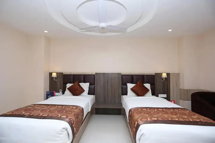 Гувахати: Hotel Royal Heritage