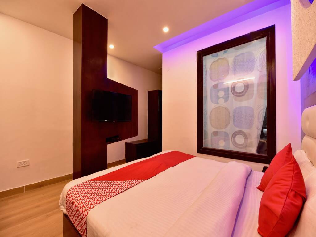Манали: OYO 22664 Hotel Whispering River