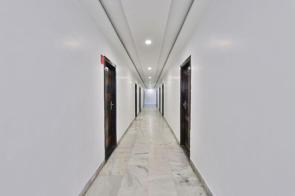 Ахмедабад: Hotel Bridge