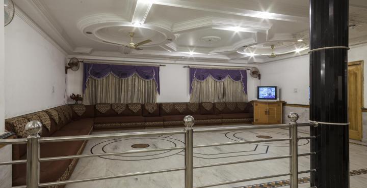 Катра: Hotel Kerni Palace