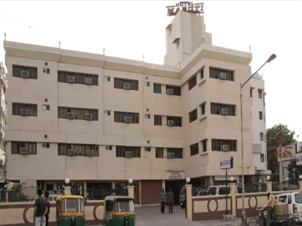 Ахмедабад: Maruti Hotel