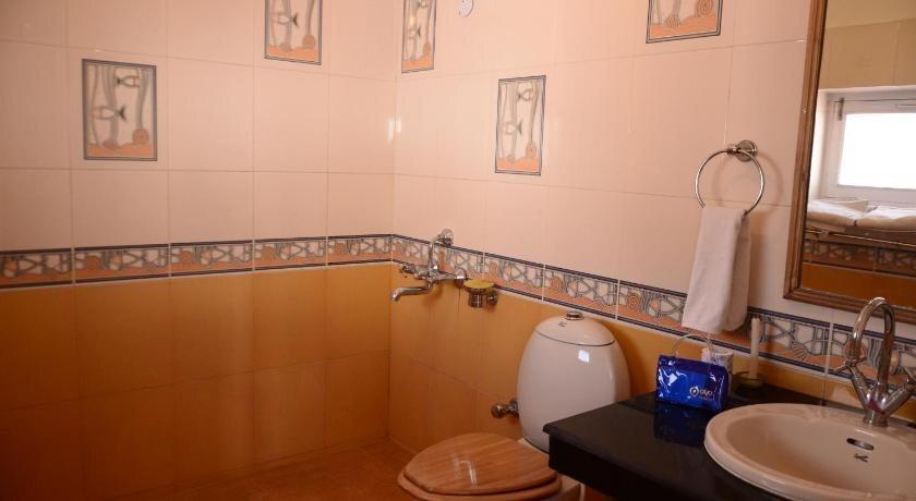 Лех: Hotel Lingzi